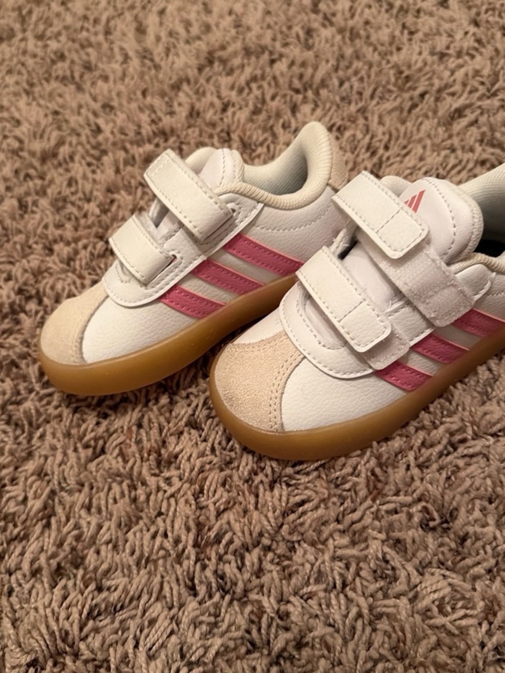 adidas White and Pink Kids Velcro Sneakers with Gum Sole